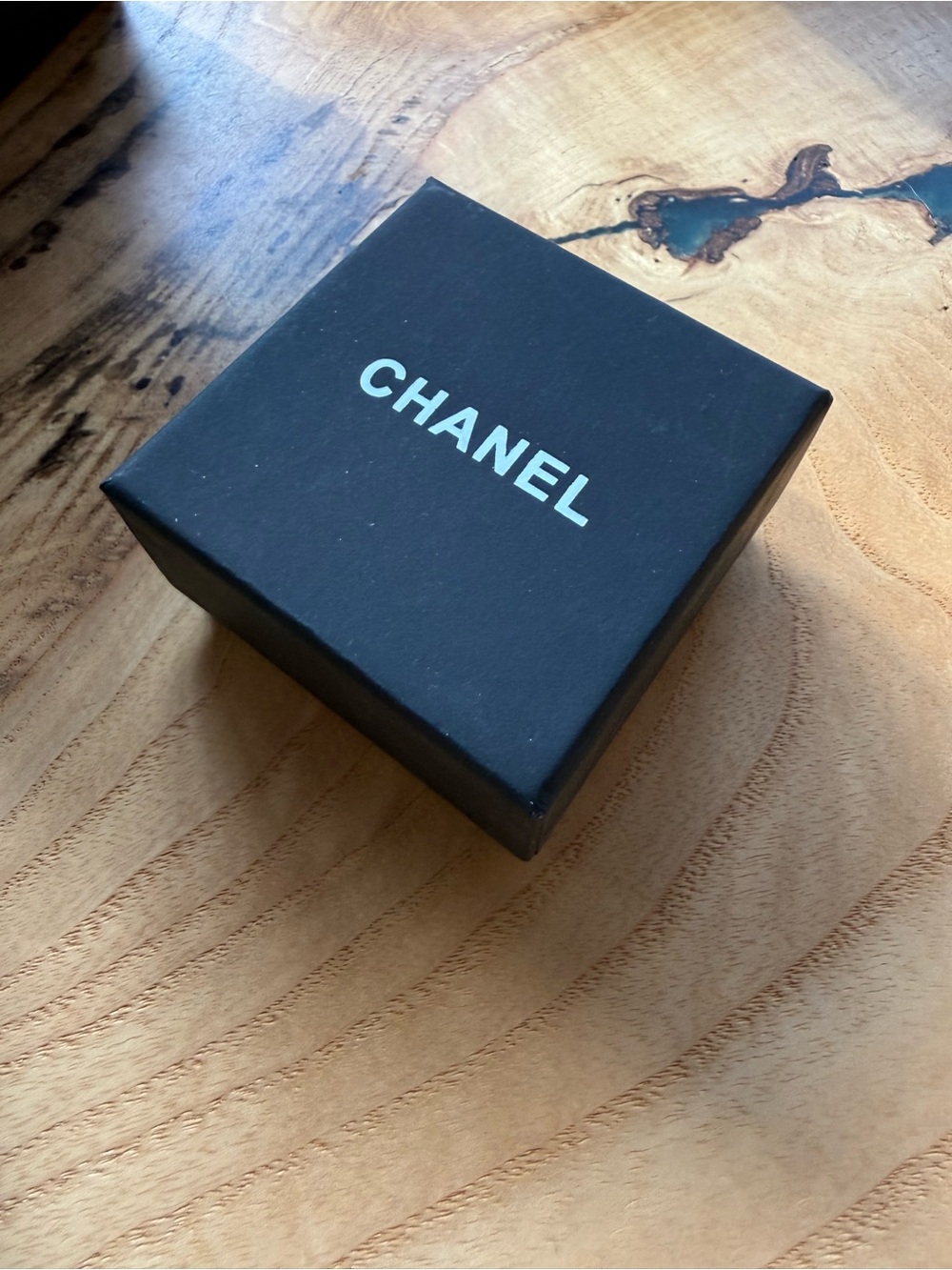 CHANEL Turquoise Enamel Gold CC Button Earrings & Chanel Keyring Charm for free - Picture 5 of 7